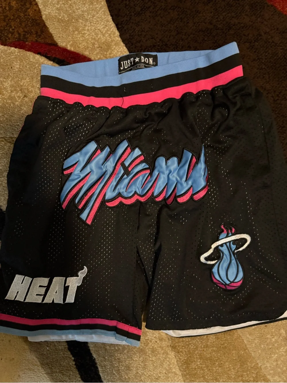 NBA Miami Heat basketball shorts just don. Miami Vice look vintage size S.
